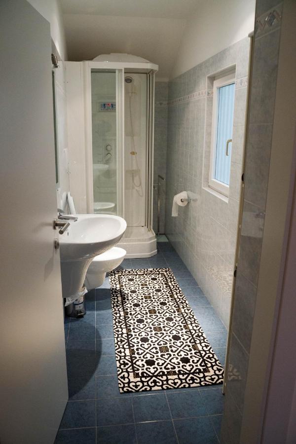 Sunshine Apartments Bolzano Luaran gambar