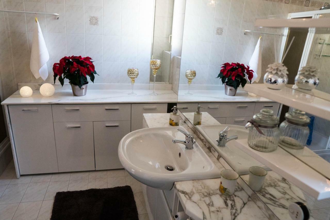 Sunshine Apartments Bolzano Luaran gambar
